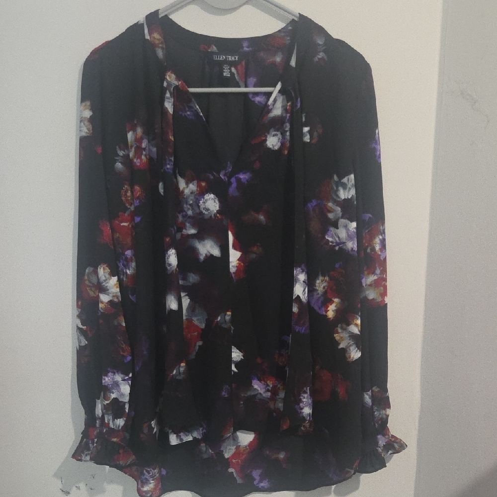 Ellen Tracy Women's Floral Blouse - Black and Red